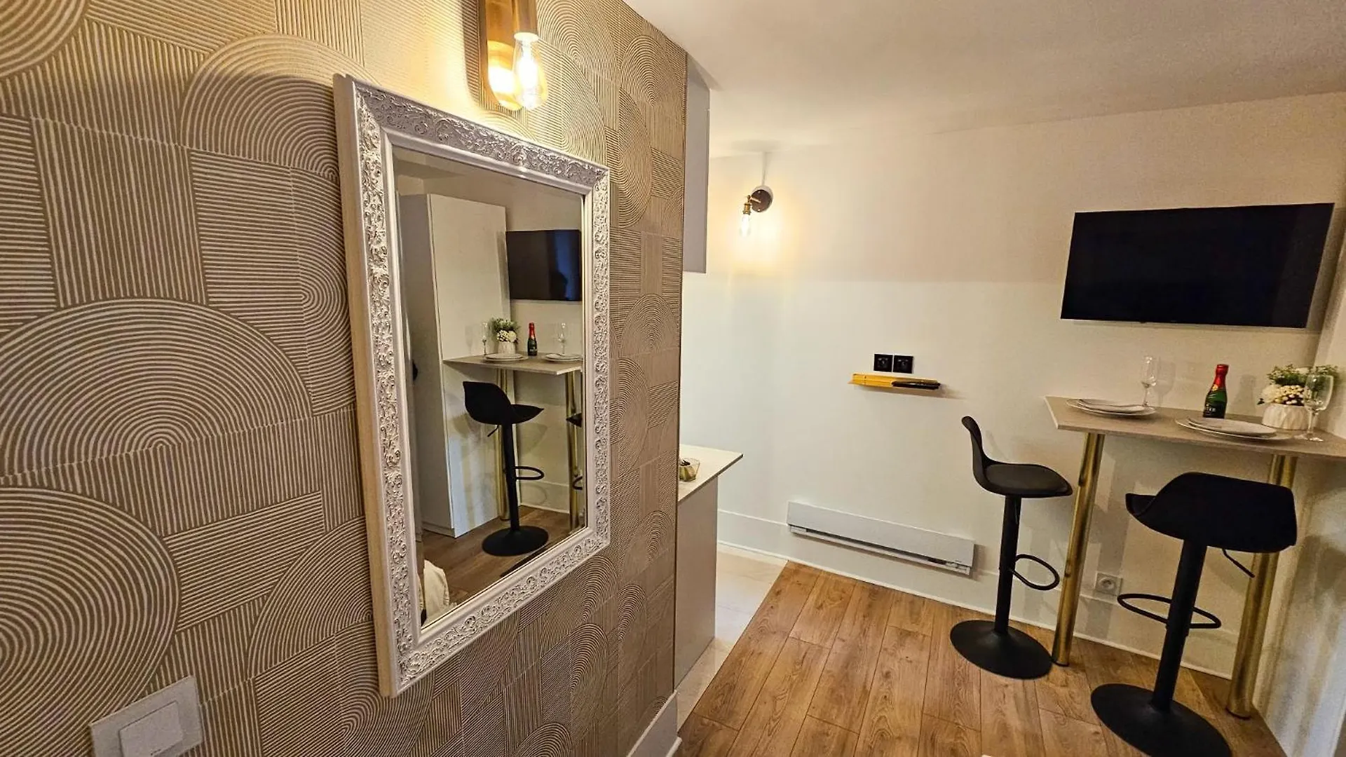 Apartment Sacre Coeur Arev Sur Les Pas D Emily In